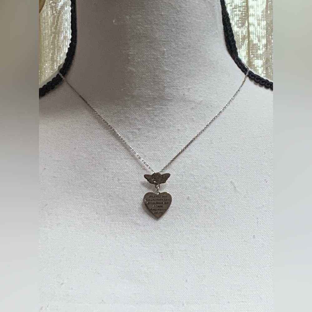 2009 AVON HEAVENLY ANGEL PENDANT NECKLACE - Picture 3 of 6